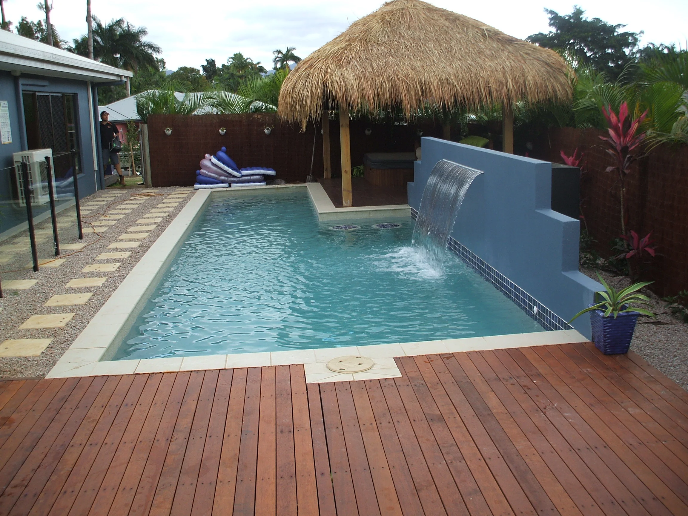 R&K Pools project 10